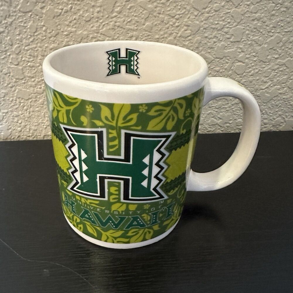 University of Hawaii Coffee Mug UH The Islander Group Green Cup Tea Souvenir
